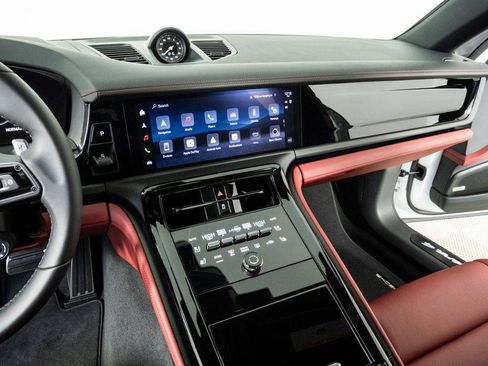 New 2026 Porsche Panamera 4 AWD/4WD image 13