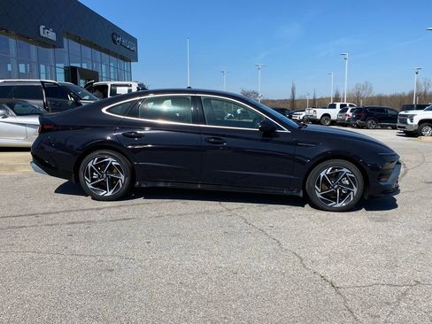 New 2026 Hyundai Sonata SEL FWD image 9