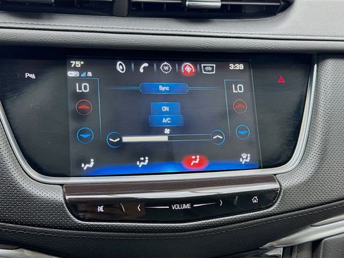 Used 2019 Cadillac XT5 Luxury image 12