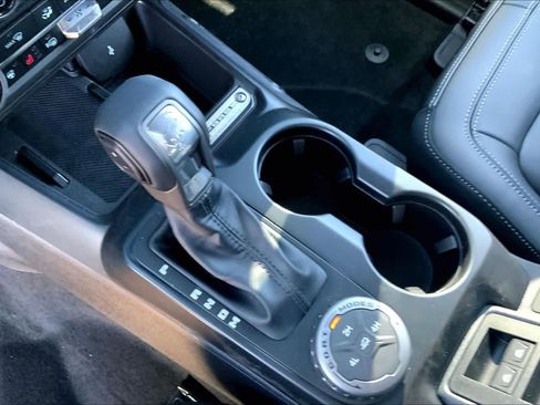 New 2026 Ford Bronco Outer Banks image 7