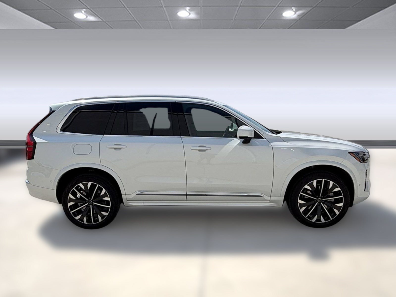 Certified 2026 Volvo XC90 B6 Plus AWD/4WD image 8