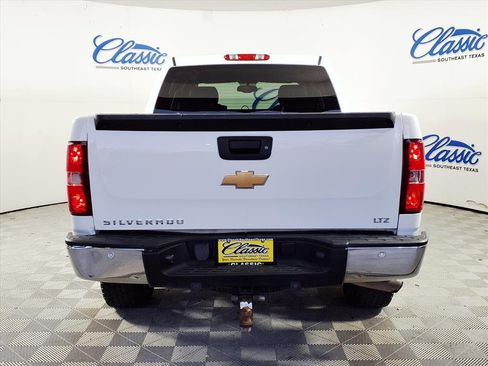 Used 2013 Chevrolet Silverado 1500 LTZ w/ LTZ Plus Package image 4