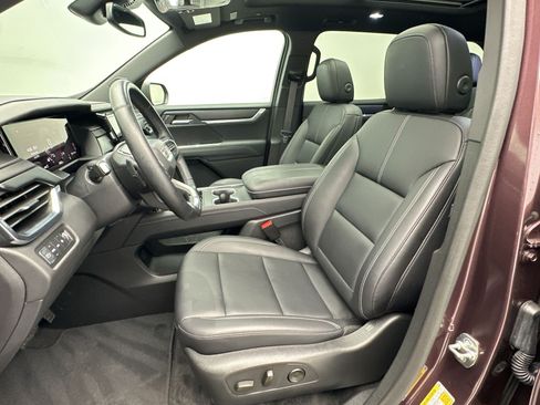 Certified 2024 GMC Acadia Elevation AWD/4WD image 5