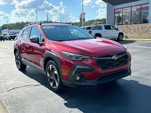 Used 2024 Subaru Crosstrek 2.5i Limited AWD/4WD image 2