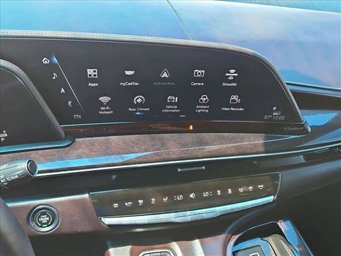 Certified 2023 Cadillac Escalade Premium Luxury Platinum w/ LPO, Radiant Package AWD/4WD image 21