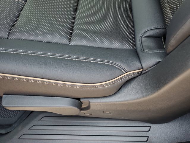 New 2026 Chevrolet Traverse High Country w/ LPO, Floor Liner Package FWD image 16