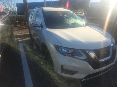 Certified 2020 Nissan Rogue SV w/ Premium Package
