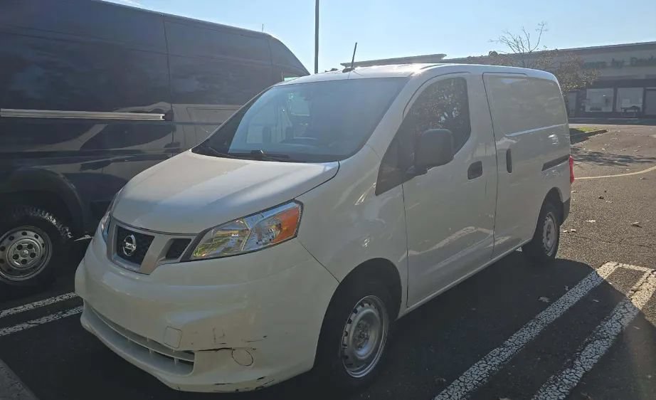 Used 2020 Nissan NV200 S FWD image 1