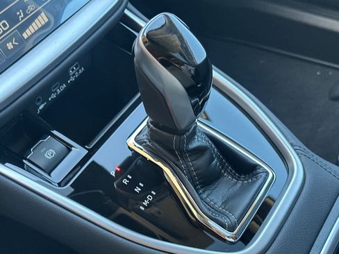 New 2025 Subaru Outback Limited image 25