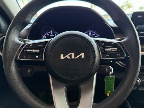 Used 2024 Kia Forte LXS w/ LXS Technology Package FWD image 21