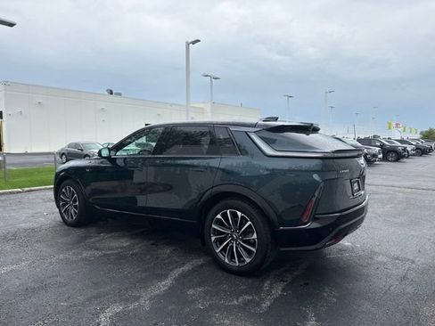 Used 2024 Cadillac Lyriq Sport w/ LPO, Floor Liner Package AWD/4WD image 4