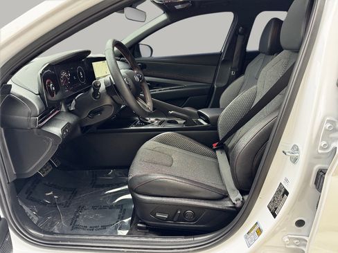 Used 2025 Hyundai Elantra N Line image 14