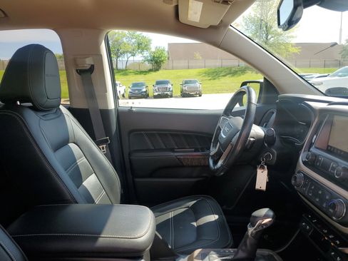 Used 2022 GMC Canyon Denali AWD/4WD image 33