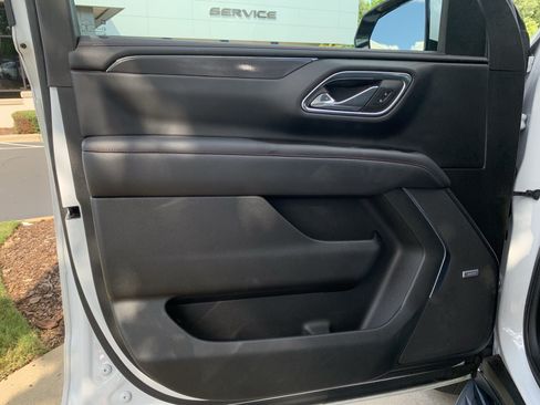 Used 2021 Chevrolet Tahoe RST w/ Rear Media and Nav Package AWD/4WD image 14