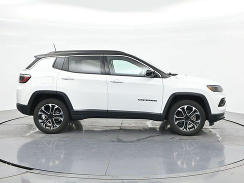 Used 2022 Jeep Compass Limited AWD/4WD image 4