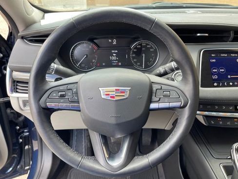 Certified 2021 Cadillac XT4 Premium Luxury w/ Enhanced Visibility Package AWD/4WD image 14