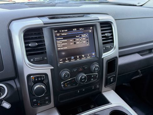 Used 2019 RAM 1500 Big Horn AWD/4WD image 40