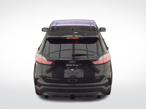 Used 2023 Ford Edge Titanium w/ Class II Trailer Tow Package image 6