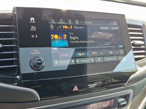 Certified 2023 Honda Passport TrailSport image 18