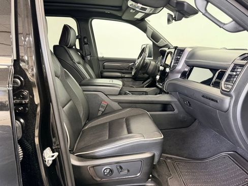 Used 2025 RAM 1500 Limited AWD/4WD image 11