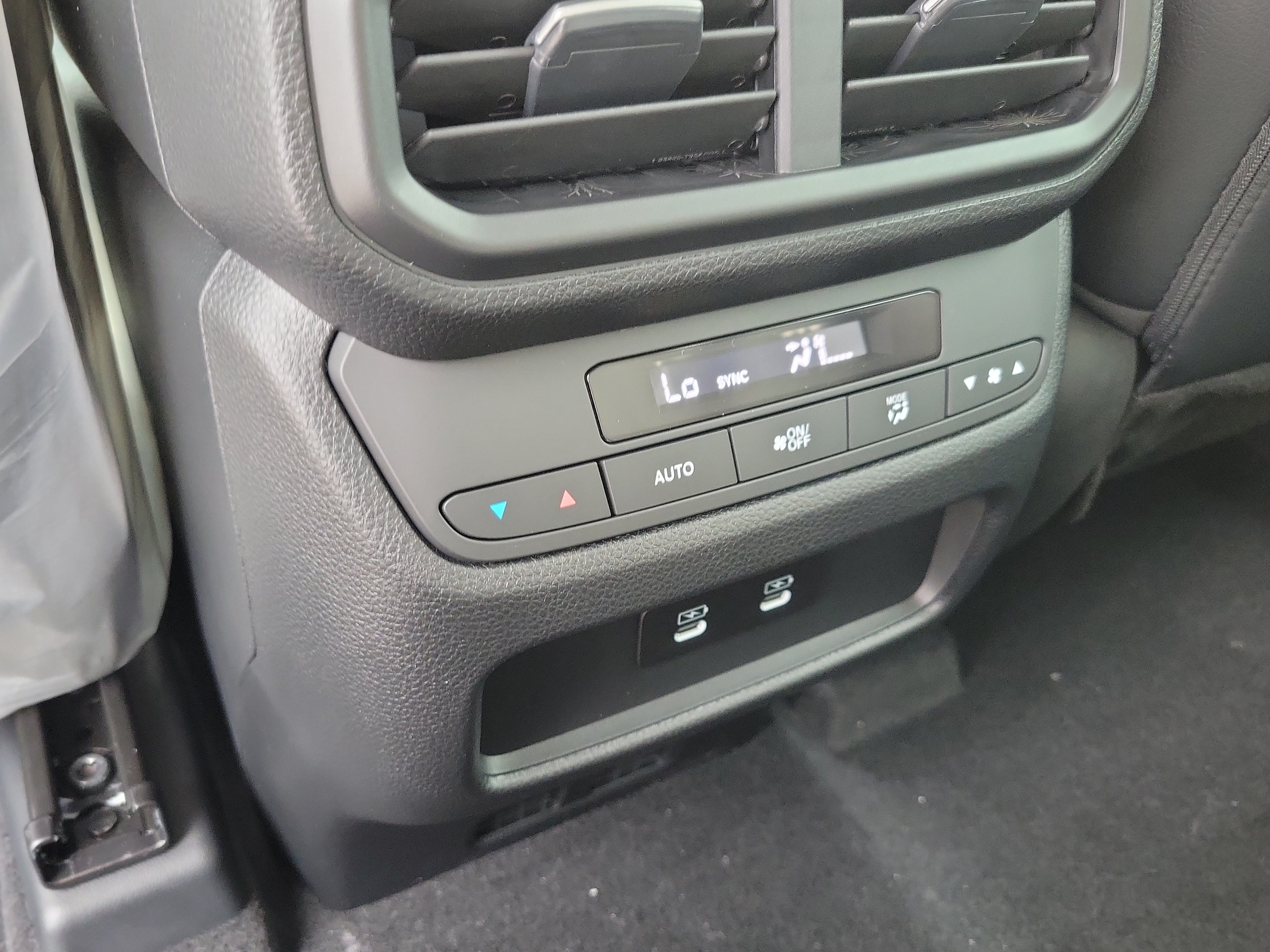 New 2026 Honda Pilot image 17