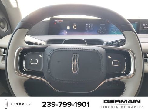 New 2025 Lincoln Navigator L Reserve AWD/4WD image 24