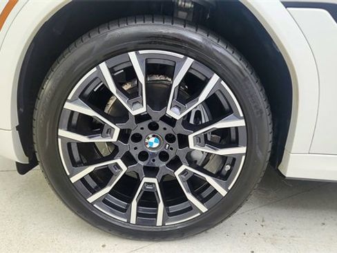 Used 2024 BMW X6 xDrive40i w/ Premium Package image 65