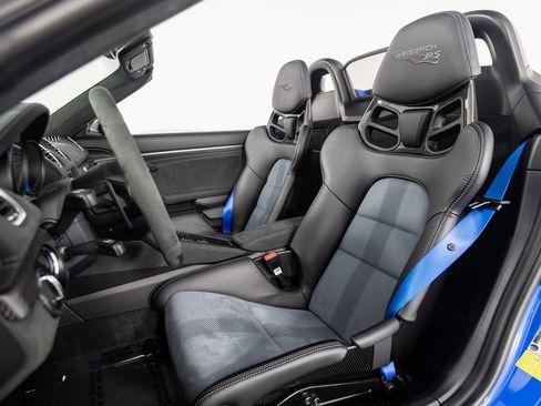 Certified 2025 Porsche 718 Boxster Spyder RS image 5