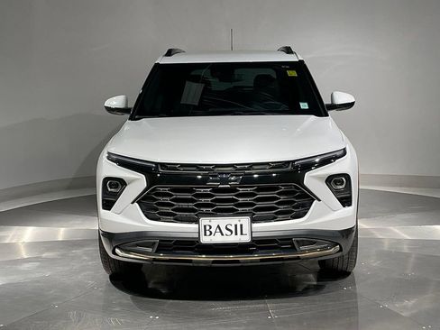 Used 2024 Chevrolet TrailBlazer ACTIV w/ Driver Confidence Package image 9