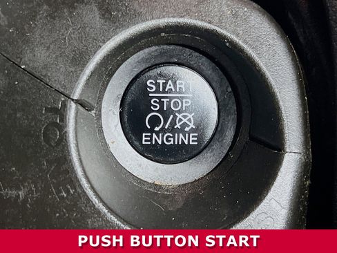 Used 2022 Jeep Renegade Latitude image 12