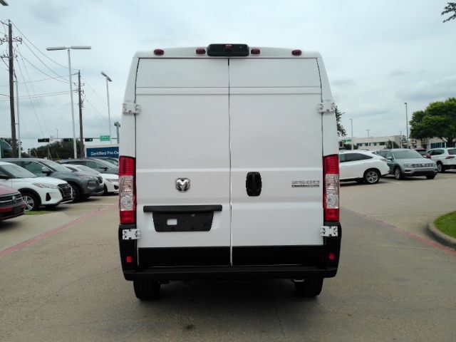 Used 2025 RAM ProMaster 2500 w/ Convenience Group FWD image 12