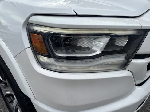 Used 2019 RAM 1500 Laramie w/ Sport Appearance Package AWD/4WD image 8