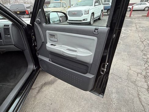 Used 2008 Dodge Dakota Laramie image 22
