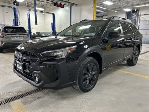 Certified 2023 Subaru Outback Onyx Edition image 4