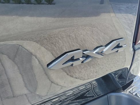 Used 2022 RAM 1500 Limited AWD/4WD image 10