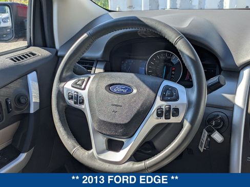 Used 2013 Ford Edge SEL FWD image 18