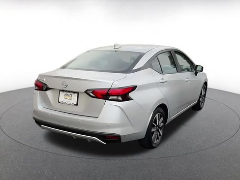 Used 2025 Nissan Versa SV FWD image 13