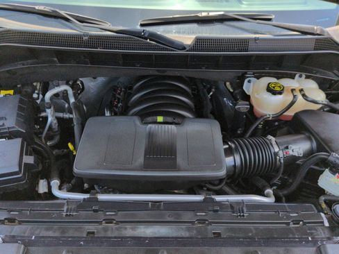 Used 2024 Chevrolet Silverado 1500 RST AWD/4WD image 16