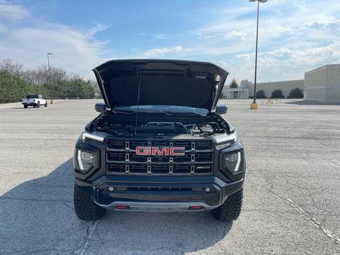 Used 2024 GMC Canyon AT4X AWD/4WD image 18