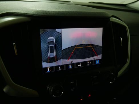 Used 2023 GMC Terrain SLT w/ Tech Package AWD/4WD image 28