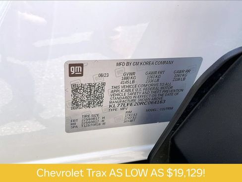 Used 2024 Chevrolet Trax LS w/ LS Convenience Package FWD image 34
