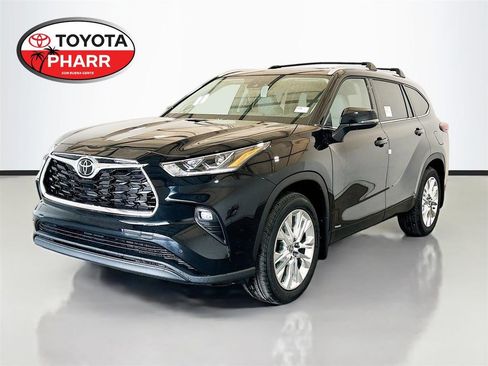 New 2026 Toyota Highlander Limited AWD/4WD image 1