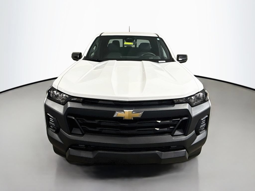 Used 2023 Chevrolet Colorado W/T w/ Safety Package RWD image 2
