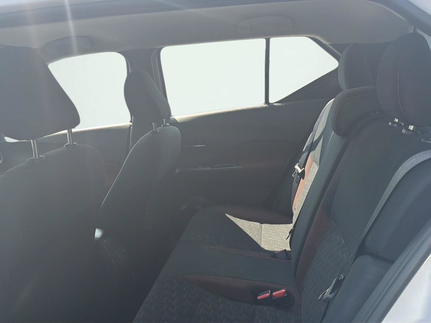 Used 2024 Nissan Kicks SR FWD image 7