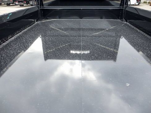 New 2024 Chevrolet Low Cab Forward image 9