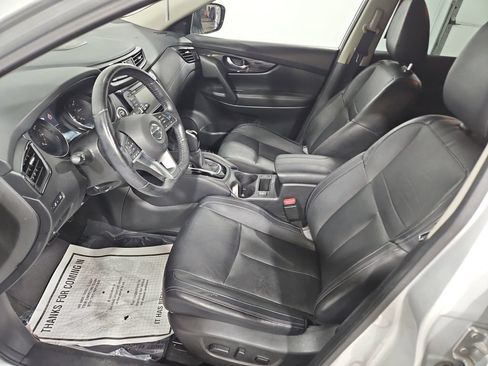 Used 2018 Nissan Rogue SL w/ Premium Package AWD/4WD image 10