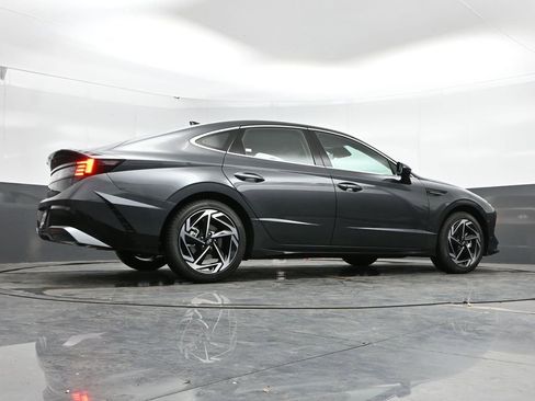 New 2026 Hyundai Sonata SEL FWD image 22
