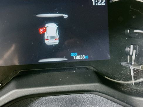 Used 2023 Toyota RAV4 XLE w/ Convenience Package FWD image 19