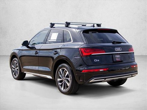 Used 2021 Audi Q5 2.0T Premium w/ Convenience Package AWD/4WD image 7