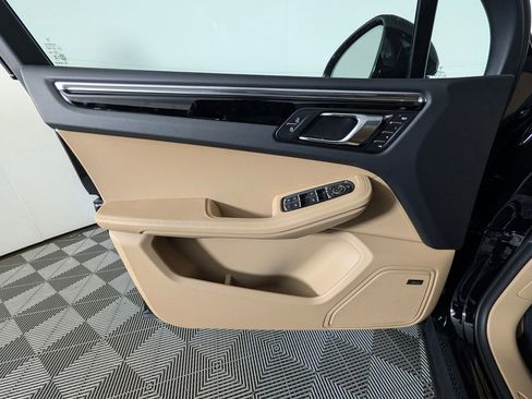 New 2026 Porsche Macan AWD/4WD image 26